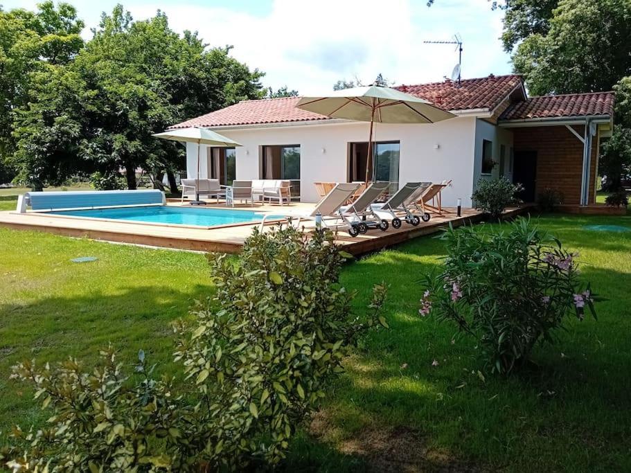 Maison Neuve Avec Piscine Chauffee, 4 Kms De Contis Plage Saint-Julien-en-Born Extérieur photo